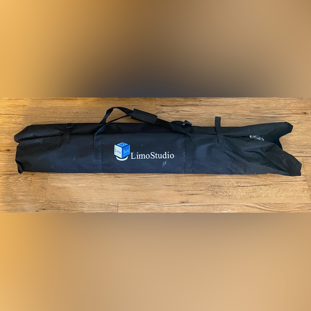 LimoStudio Black Carrying Bag with 10Ft. Muslin Backdrop. Adjustable. New.